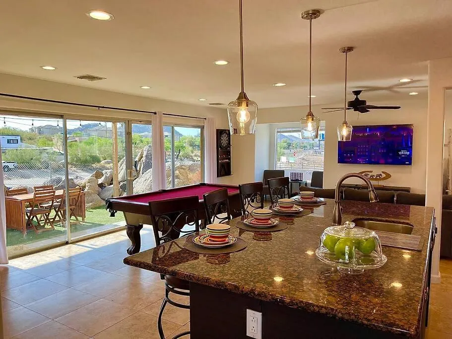 Beautiful Hilltop Retreat In Az! Phoenix