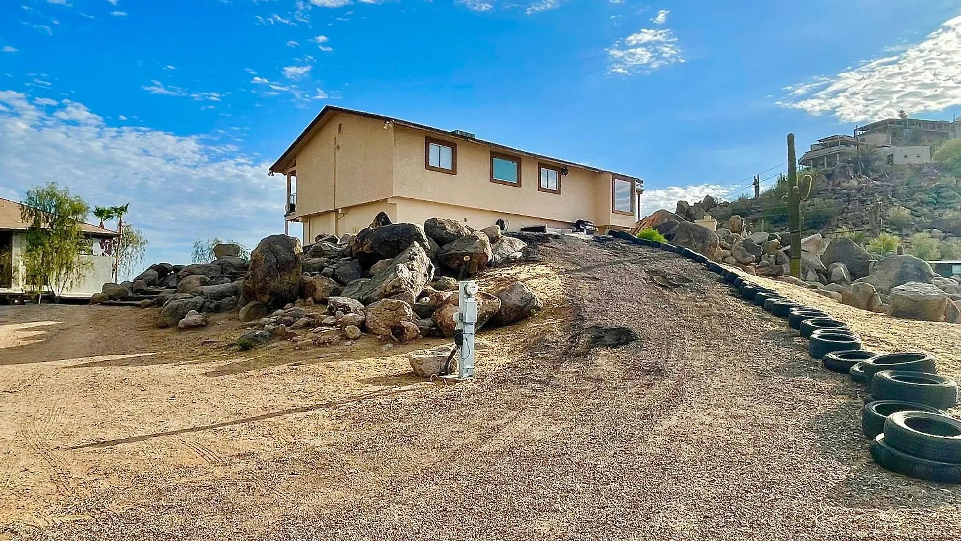 Beautiful Hilltop Retreat In Az! Phoenix